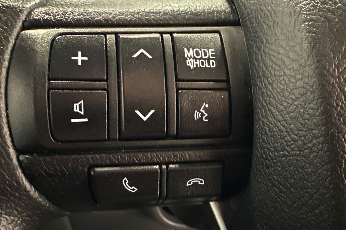2025 Toyota Landcruiser GXL GDJL76R