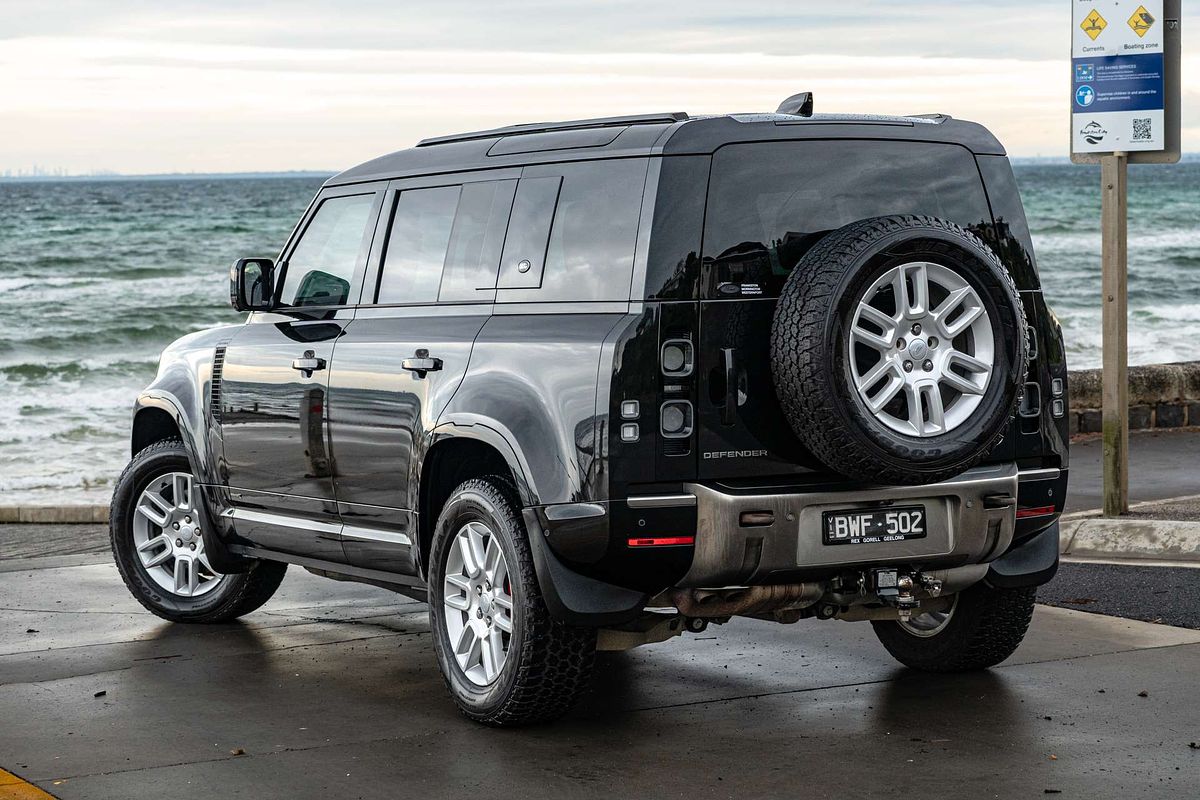 2022 Land Rover Defender 110 D300 X L663