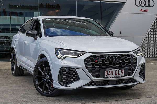 2022 Audi RS Q3 F3
