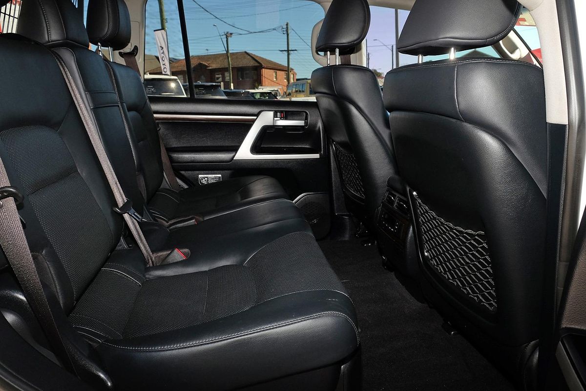 2020 Toyota Landcruiser VX VDJ200R