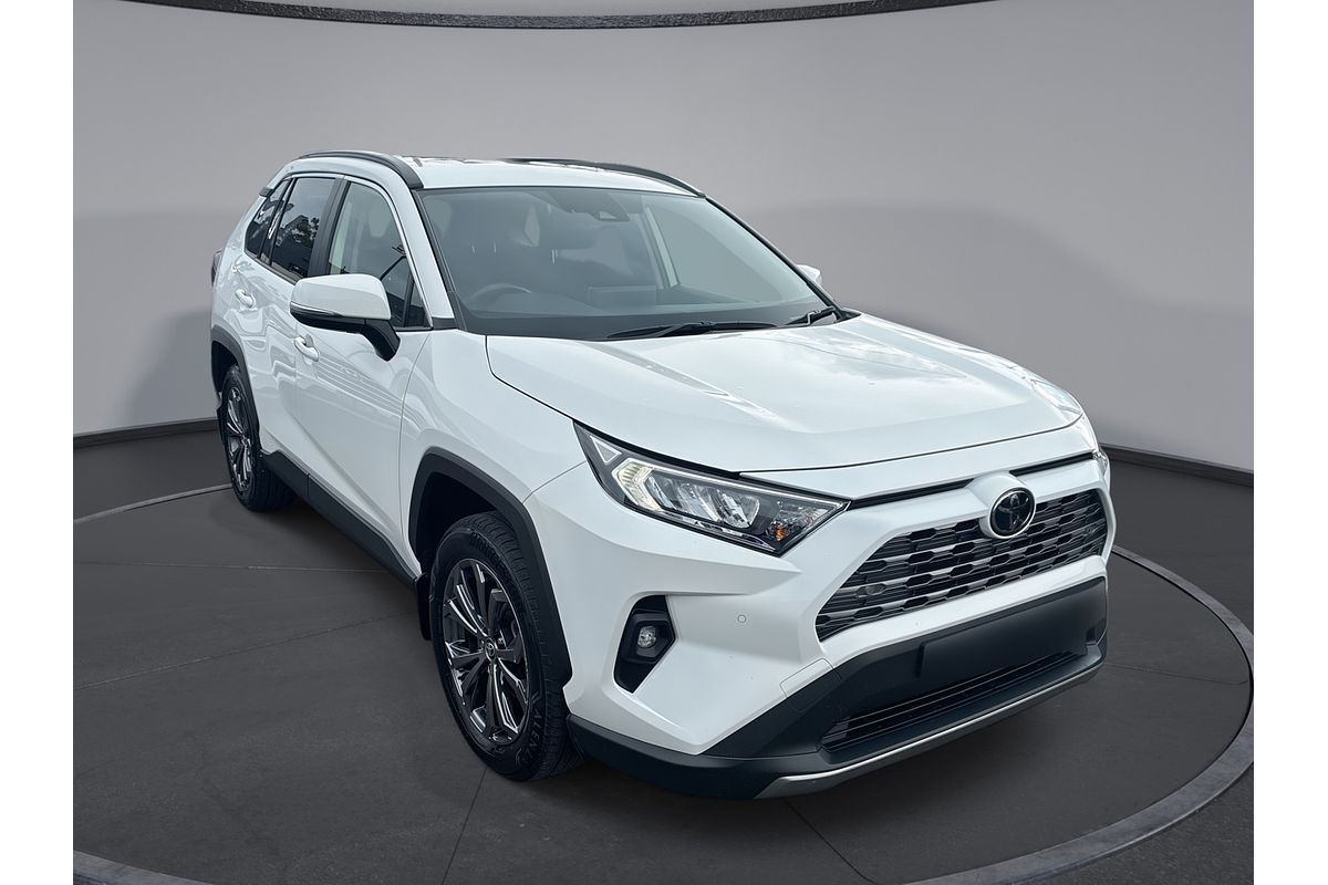 2024 Toyota RAV4 GXL MXAA52R
