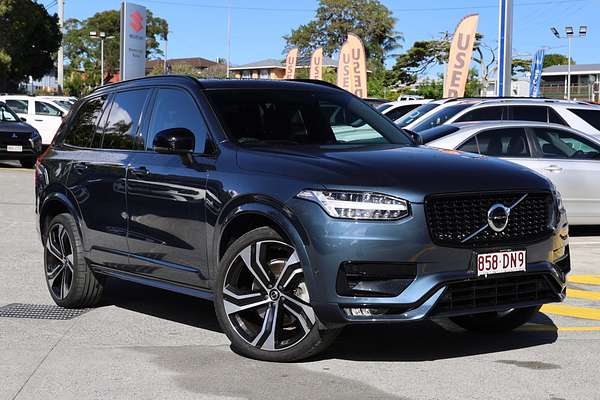 2021 Volvo XC90 B6 R-Design