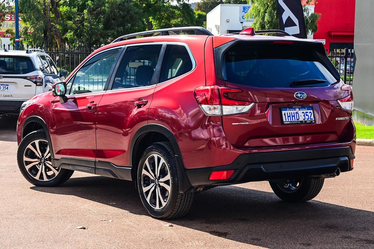 2021 Subaru Forester 2.5i Premium S5