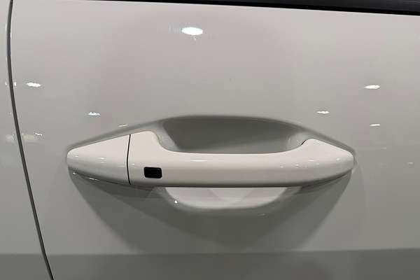 2025 Kia K4 S CL4m thumb-7