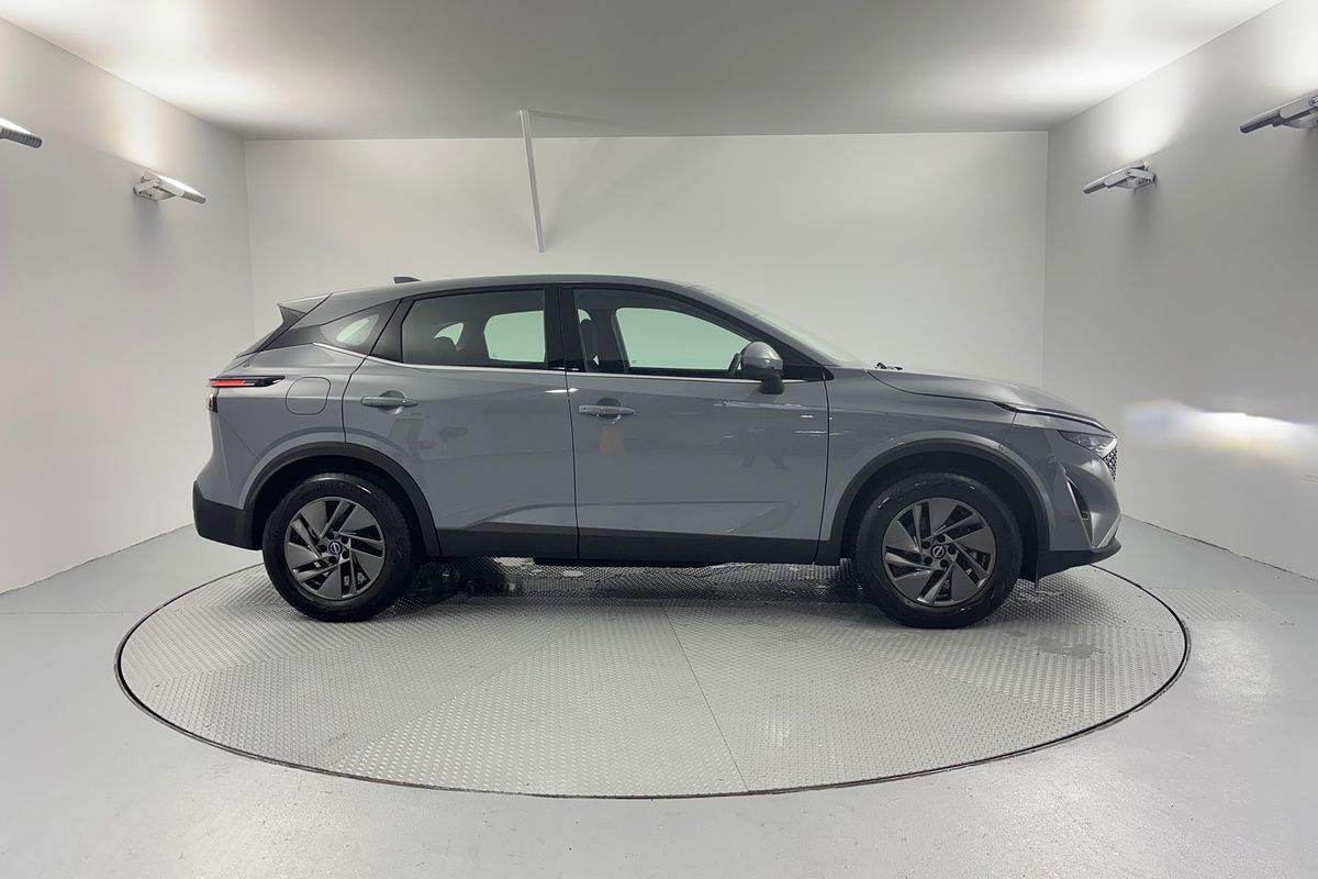 2025 Nissan QASHQAI ST J12