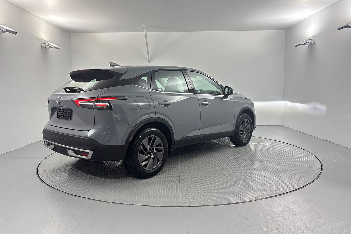 2025 Nissan QASHQAI ST J12