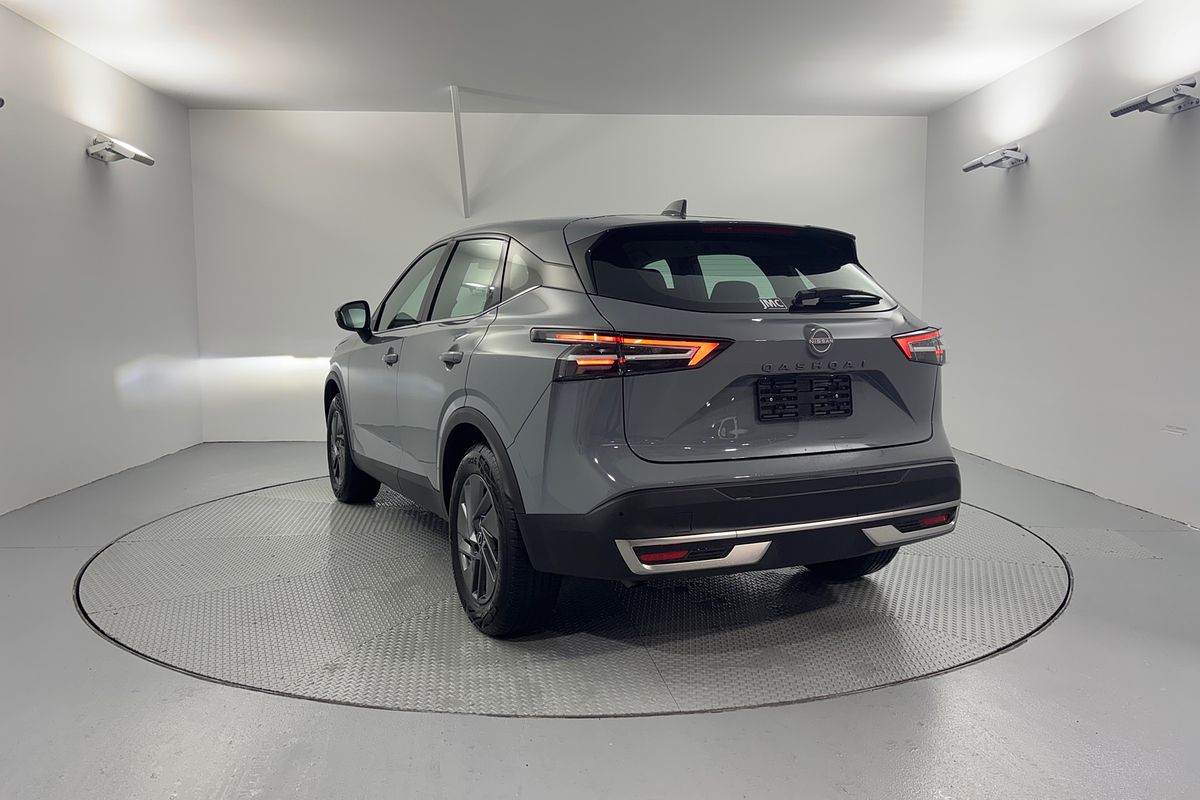2025 Nissan QASHQAI ST J12