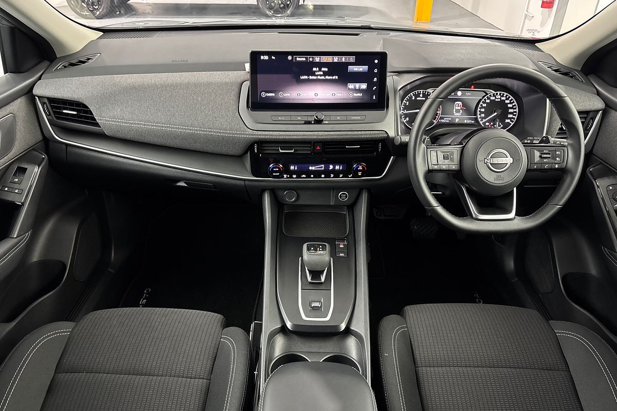 2025 Nissan QASHQAI ST J12