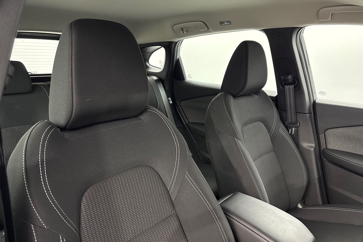 2025 Nissan QASHQAI ST J12