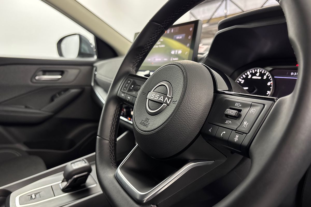 2025 Nissan QASHQAI ST J12