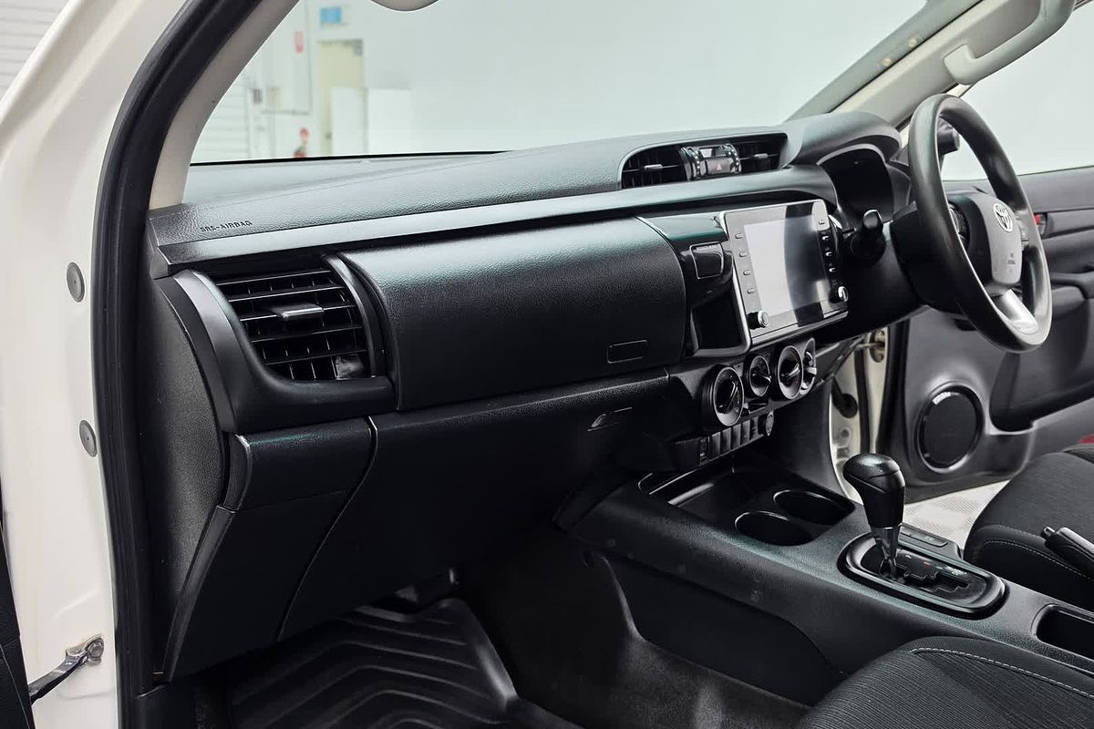 2021 Toyota Hilux SR GUN126R 4X4