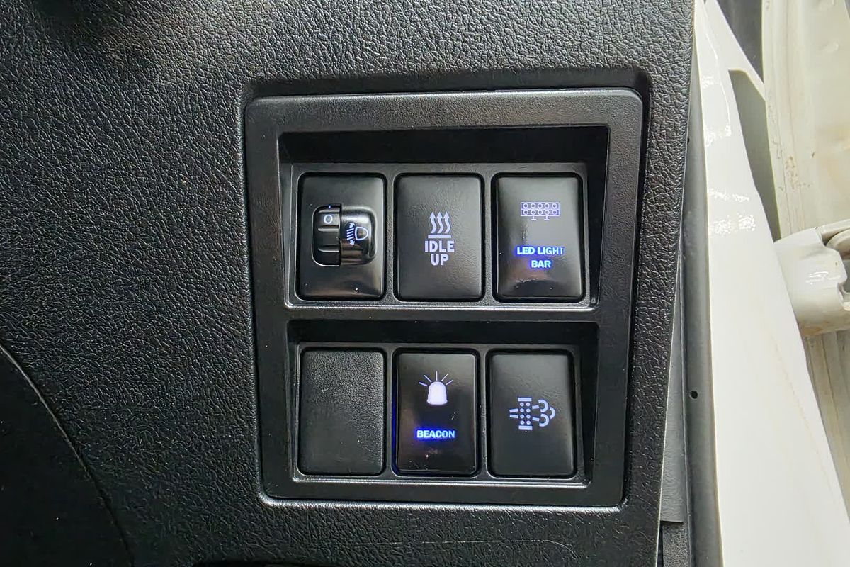 2021 Toyota Hilux SR GUN126R 4X4