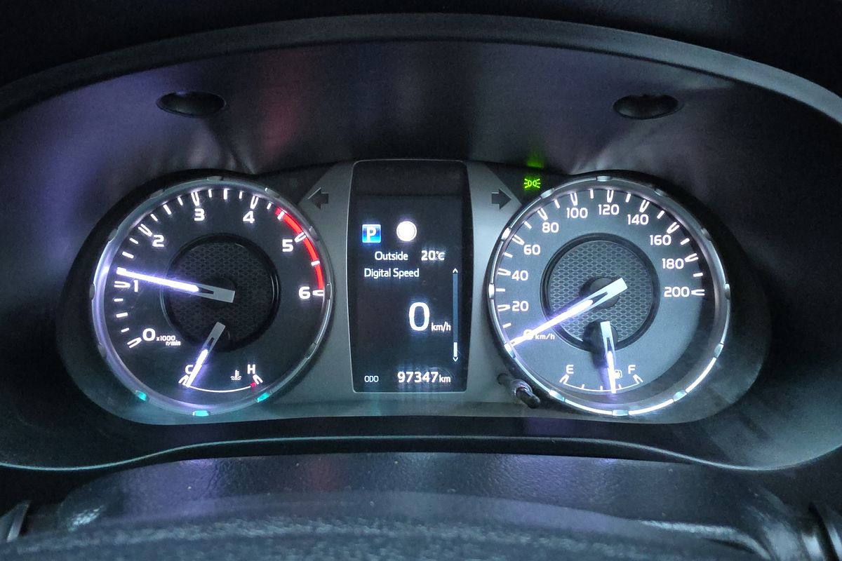 2021 Toyota Hilux SR GUN126R 4X4
