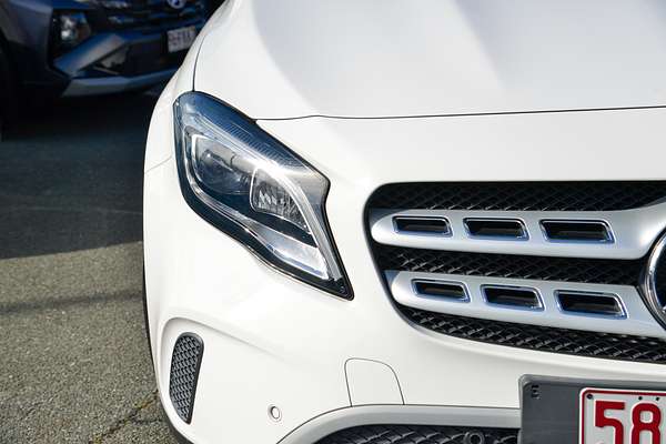 2019 Mercedes-Benz GLA-Class GLA180 X156 thumb-1