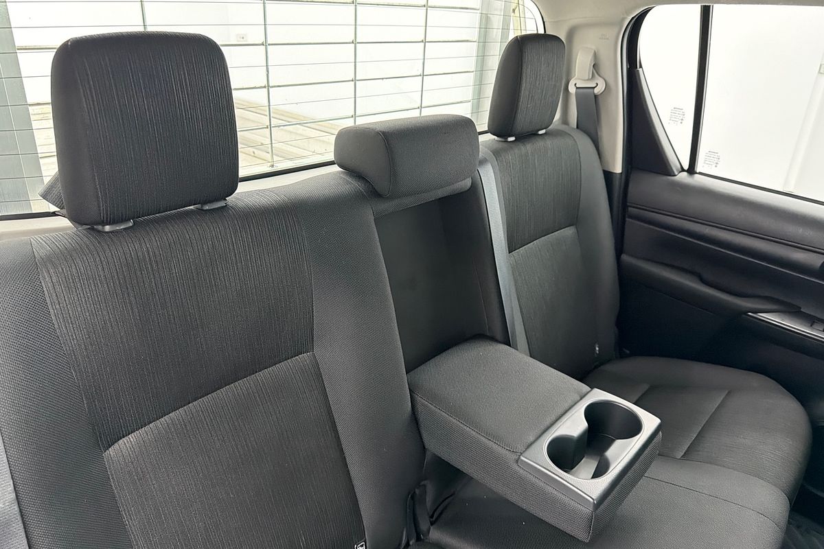 2023 Toyota Hilux SR GUN126R 4X4
