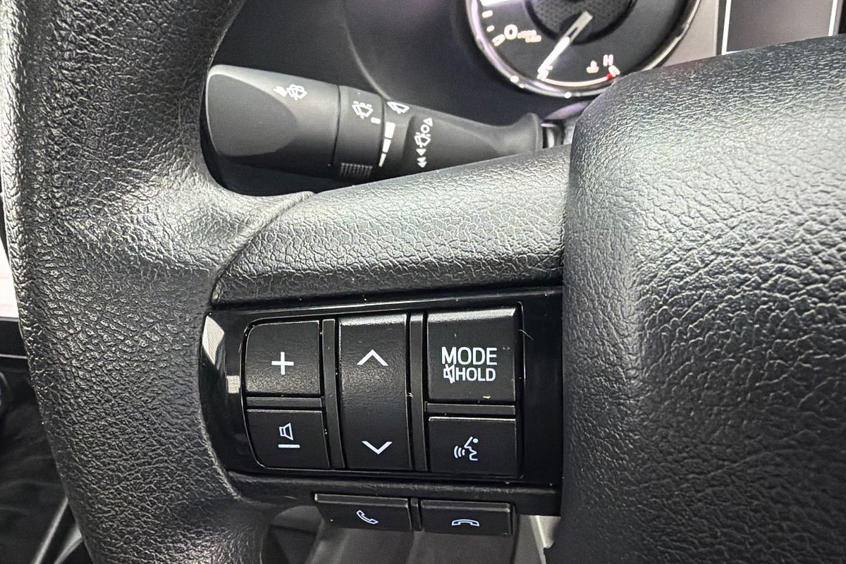 2023 Toyota Hilux SR GUN126R 4X4