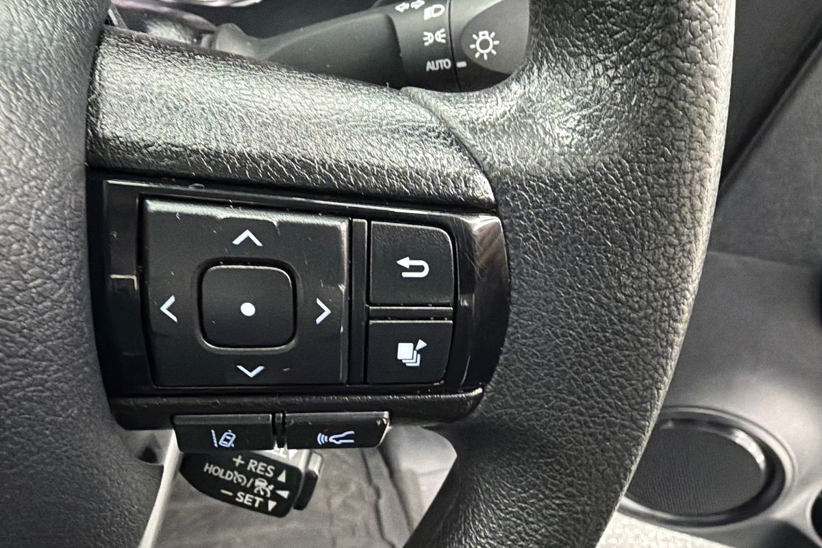 2023 Toyota Hilux SR GUN126R 4X4