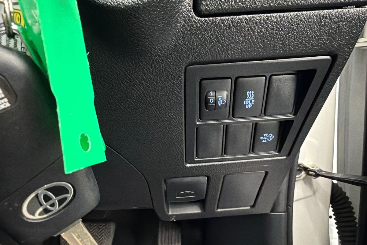 2023 Toyota Hilux SR GUN126R 4X4