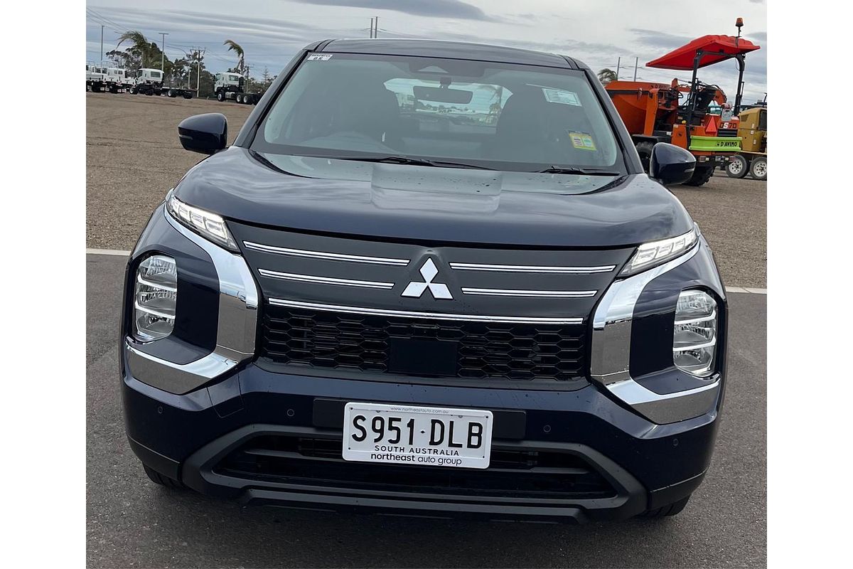2026 Mitsubishi Outlander ES ZM