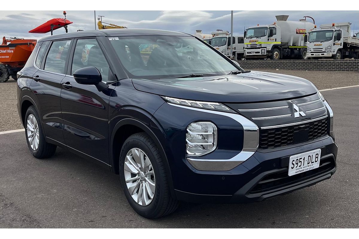 2026 Mitsubishi Outlander ES ZM