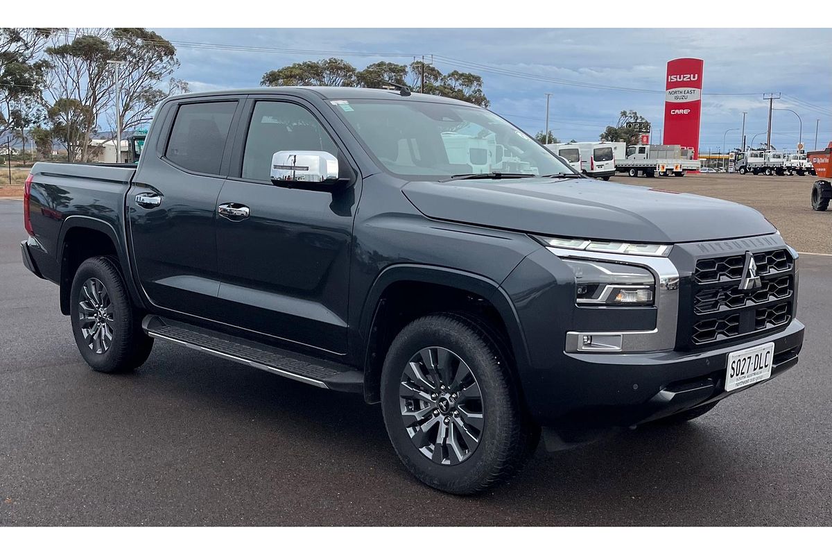 2025 Mitsubishi Triton GLS MV 4X4