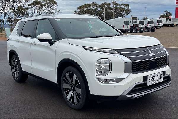 2025 Mitsubishi Outlander Aspire ZM