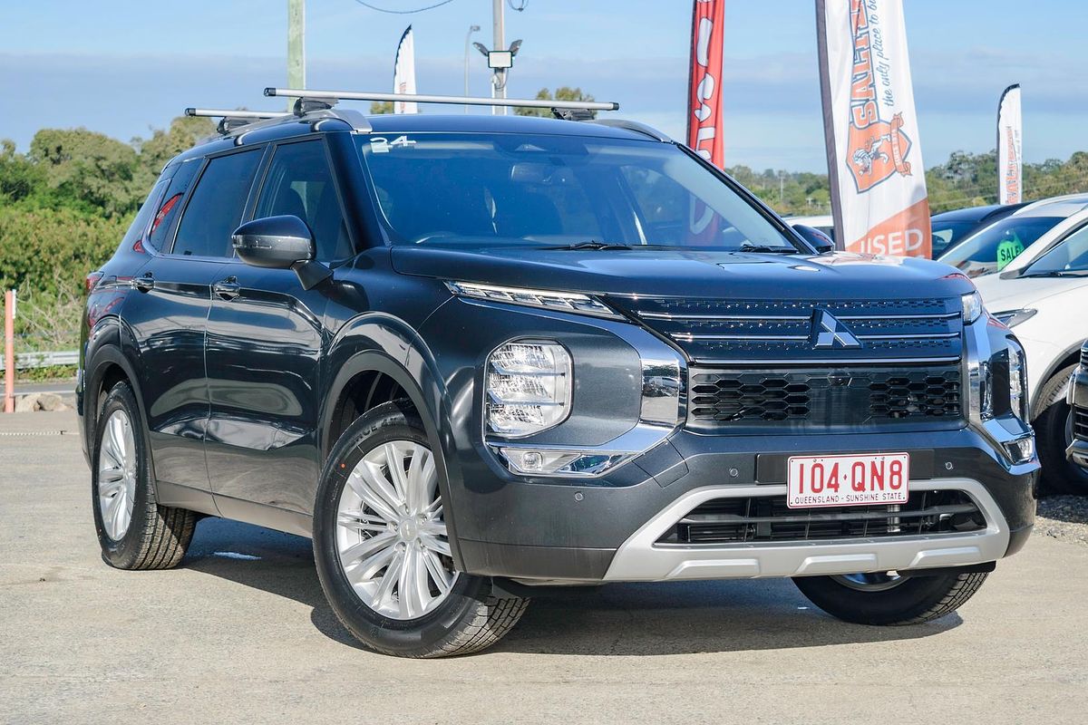 2024 Mitsubishi Outlander LS ZM