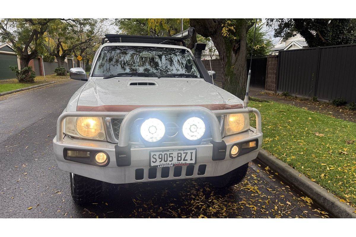 2011 Nissan Patrol ST GU 7
