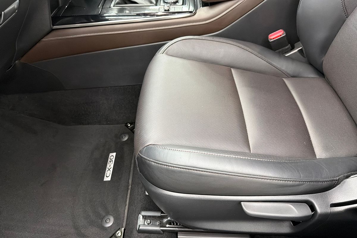 2022 Mazda CX-30 G25 Touring DM Series