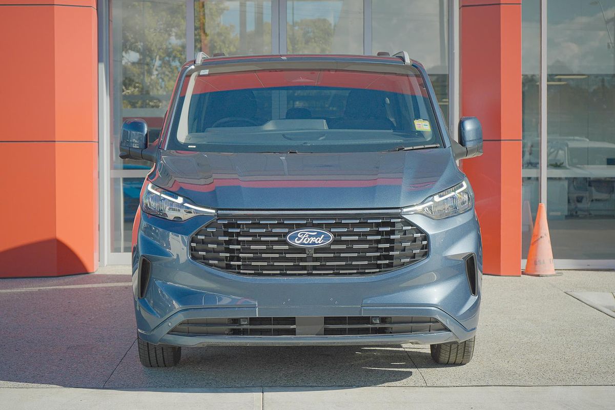 2025 Ford Tourneo Titanium X AV SWB