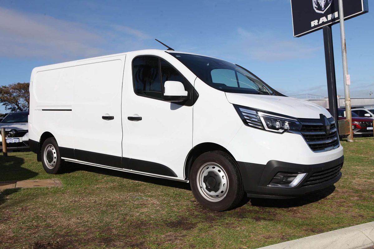 2024 Renault Trafic Premium X82 LWB Low Roof