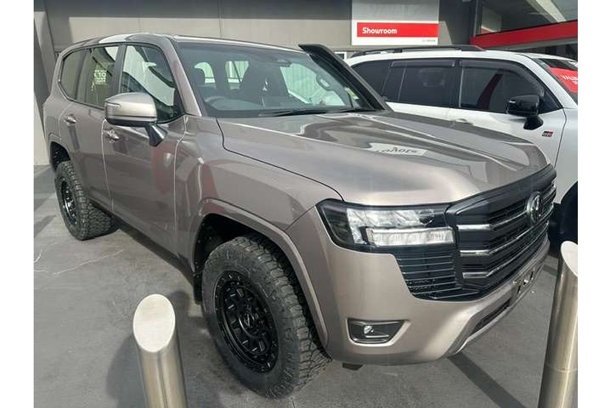 2026 Toyota Landcruiser GX FJA300R