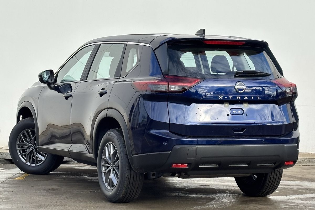 2026 Nissan X-TRAIL ST T33