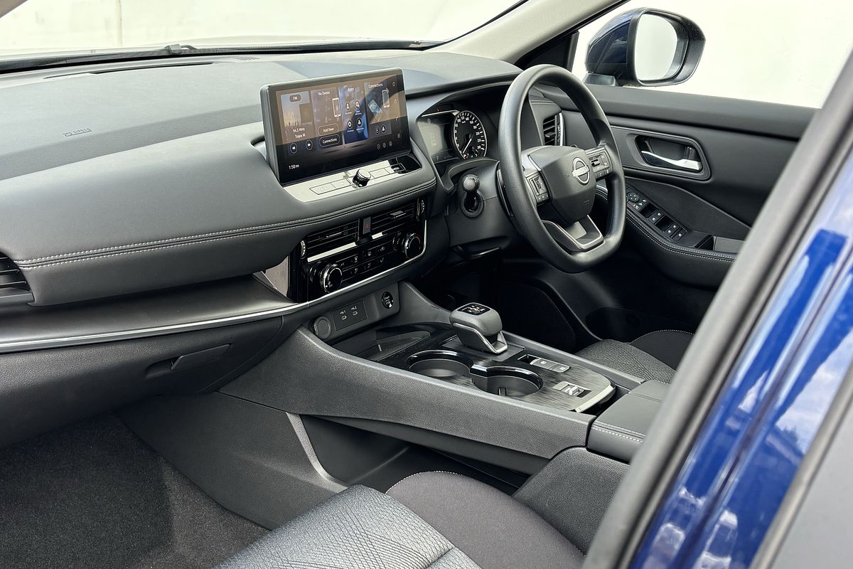 2026 Nissan X-TRAIL ST T33