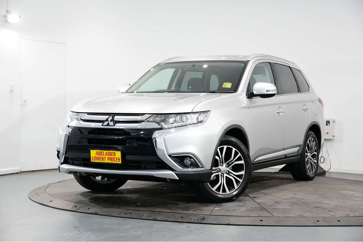 2017 Mitsubishi Outlander LS Safety Pack ZK