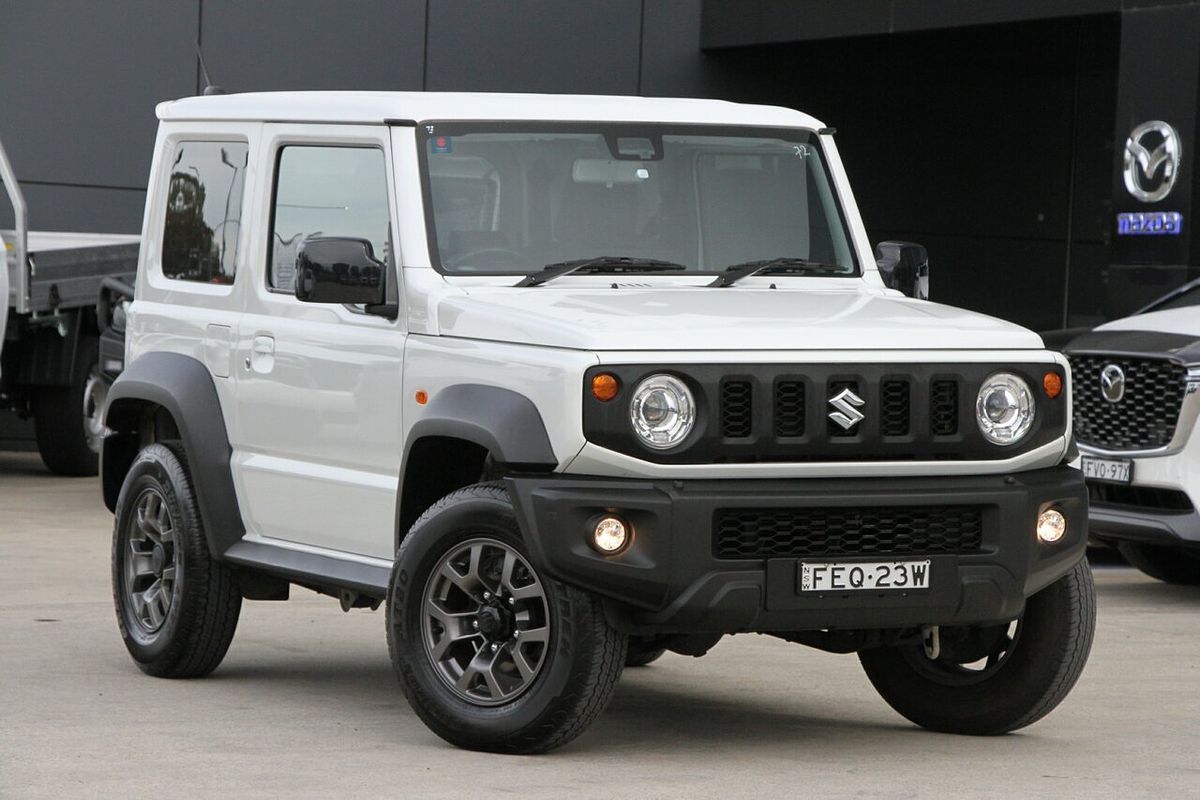 2023 Suzuki Jimny GLX GJ