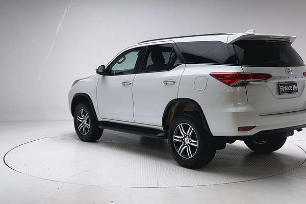 2025 Toyota Fortuner GXL GUN156R thumb-5