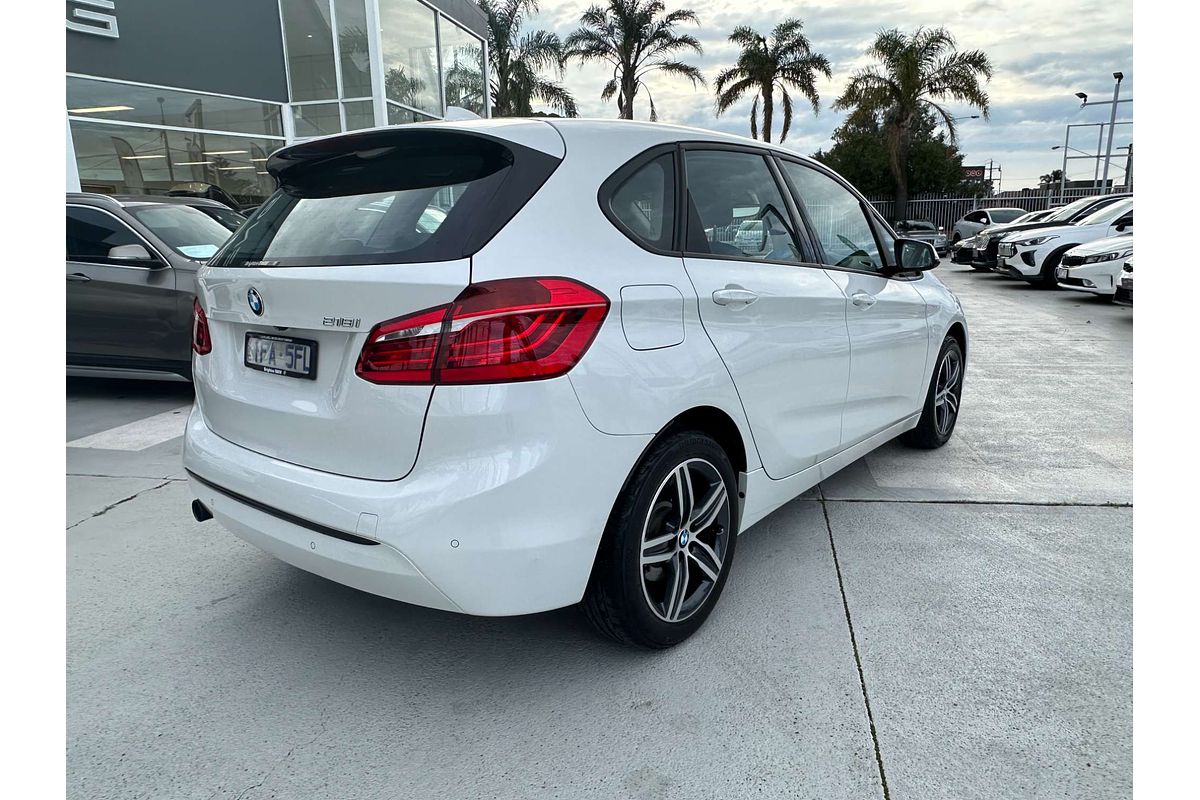 2015 BMW 2 Series 218i Sport Line F45