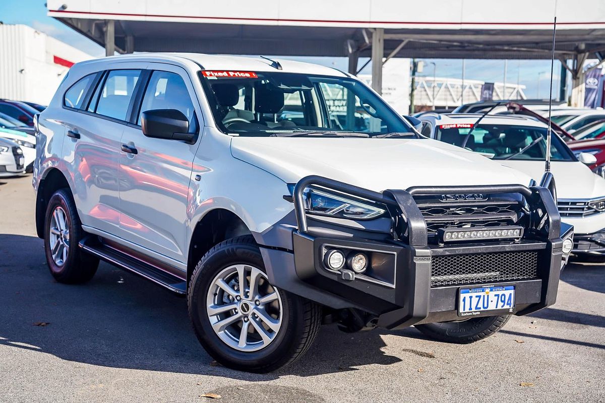 2022 Isuzu MU-X LS-M