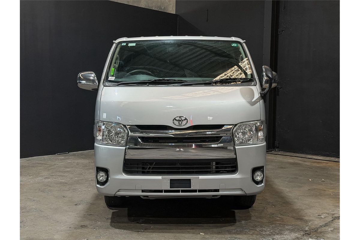 2017 Toyota HIACE