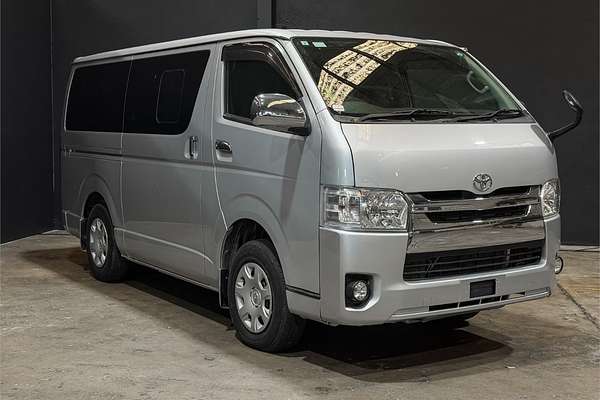 2017 Toyota HIACE