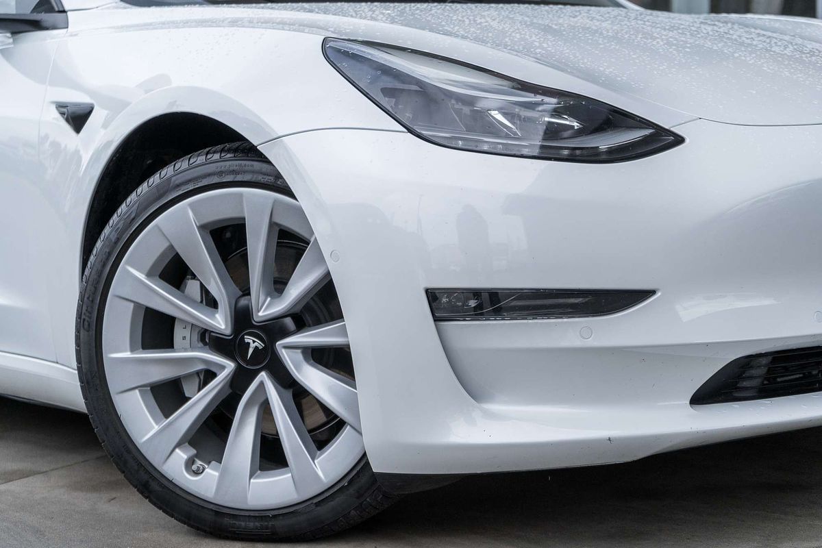 2020 Tesla Model 3 Long Range