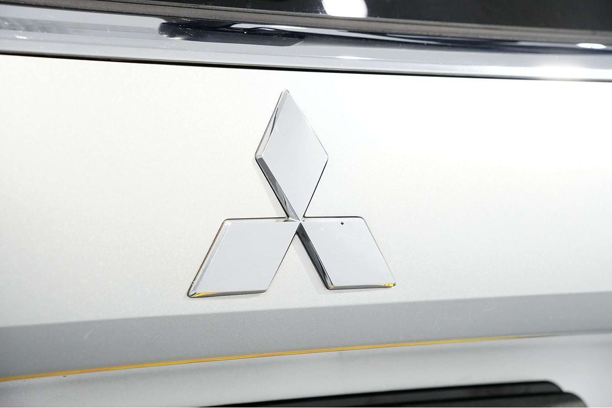 2017 Mitsubishi Outlander LS Safety Pack ZK