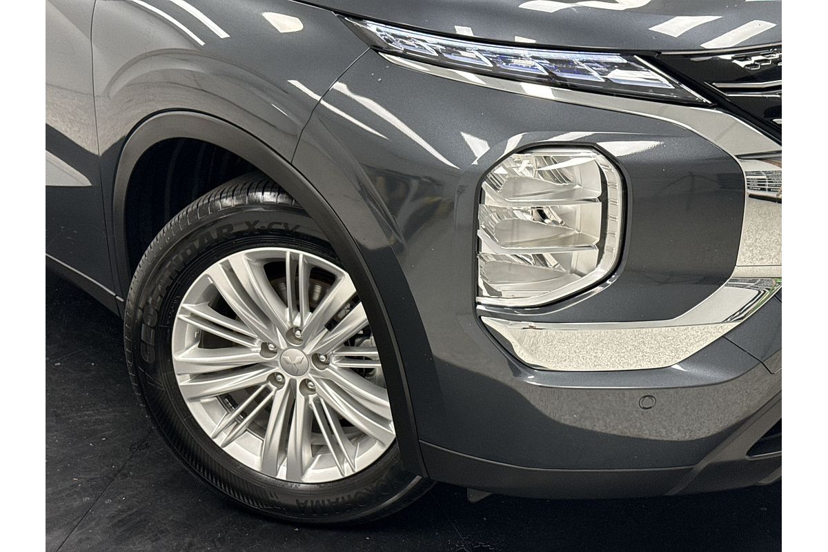 2024 Mitsubishi Outlander ES ZM