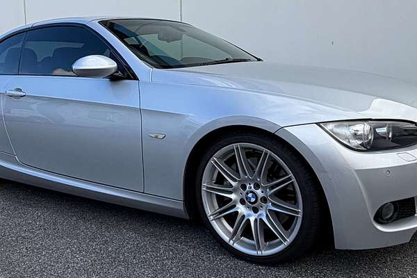 2009 BMW 3 Series 335i E93