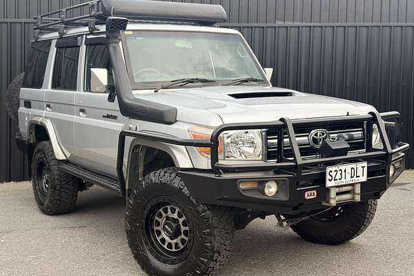 2012 Toyota Landcruiser GXL VDJ76R
