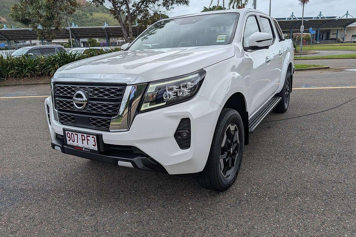 2025 Nissan Navara ST-X D23 4X4