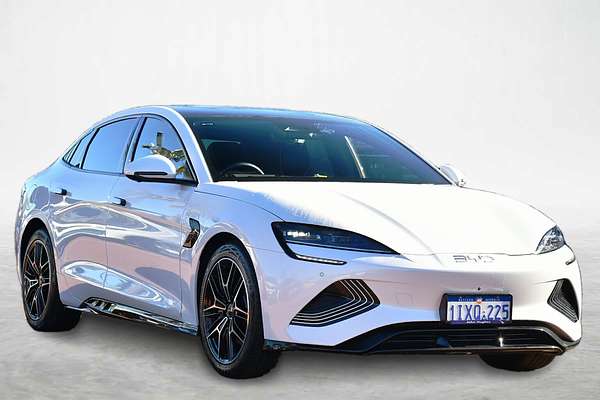 2025 BYD SEAL Premium