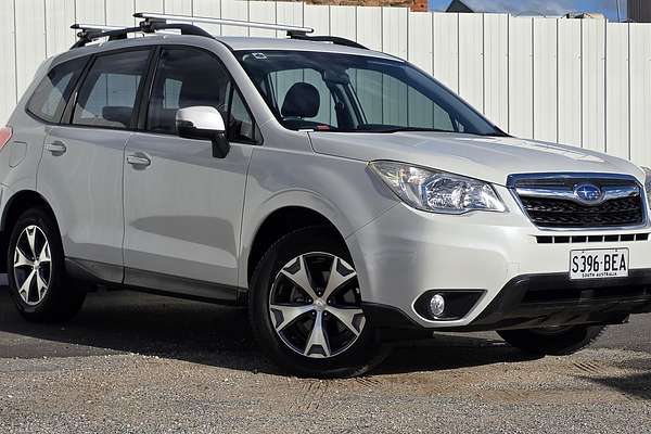2014 Subaru Forester 2.5i Luxury S4