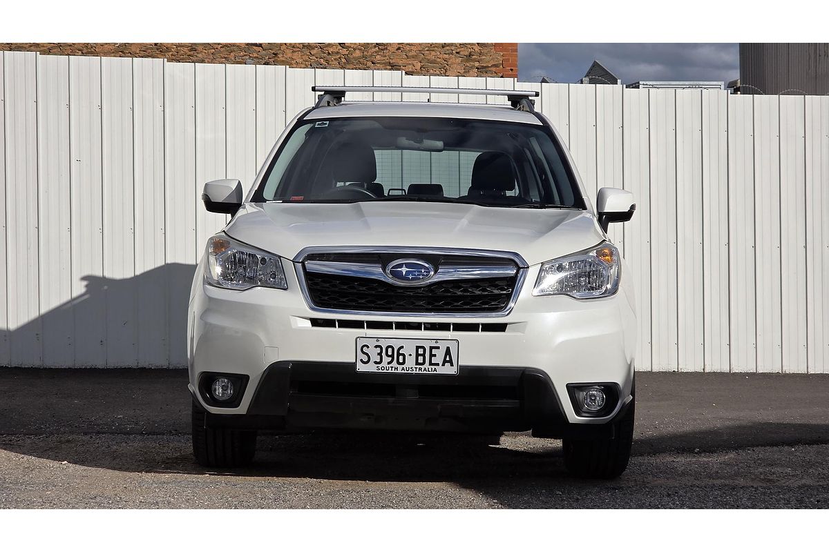 2014 Subaru Forester 2.5i Luxury S4